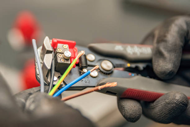 Professional Electrician in MN